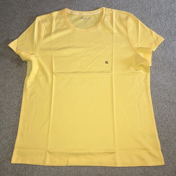 size XL, bust up to 44 inches, pretty yellow and sunshine shirt, new condition ☀ - Picture 2 of 9